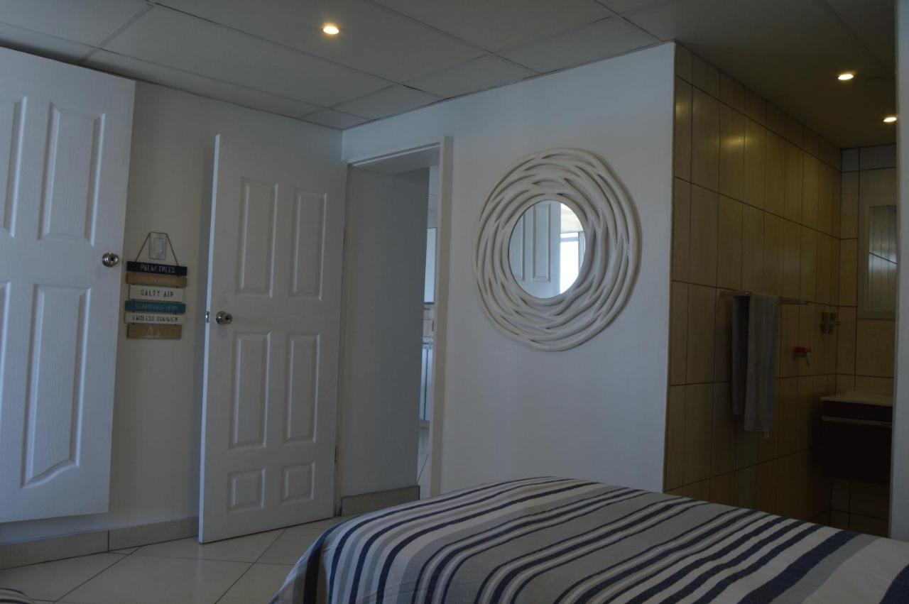 Accommodation Front - Classy 4 Sleeper With Ocean Views Ντούρμπαν Εξωτερικό φωτογραφία